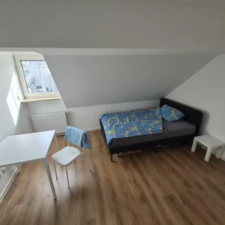 Apartment New Beautiful 3-room Near Wasen Stuttgart