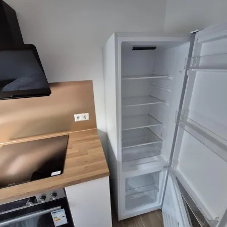 New Beautiful 3-room Near Wasen Stuttgart