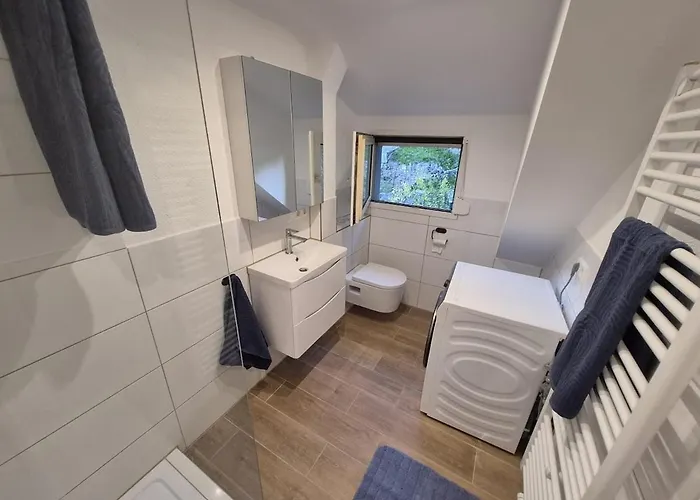 Διαμέρισμα New Beautiful 3-room Near Wasen Στουτγκάρδη